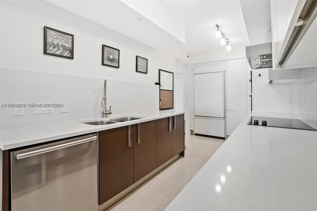 Foto del edificio - 1800 S Ocean Dr