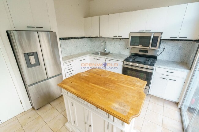 Foto del edificio - 107 Bridgeway