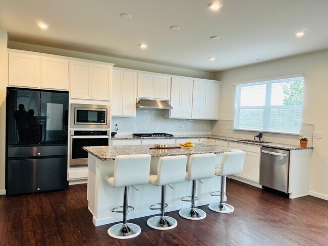 Building Photo - 3607 Ambrosia Dr