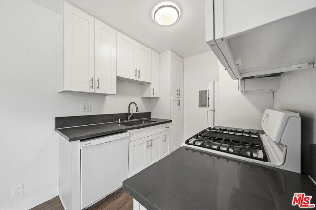 Foto del edificio - 2636 Kansas Ave