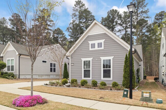 Building Photo - Fully Furnished Home in Del Webb - Wake Fo...
