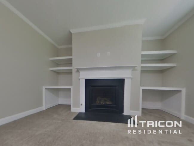 Building Photo - 83 Collins Run Dr