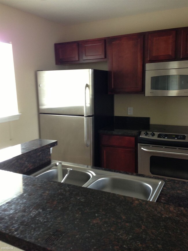 Building Photo - 3512 D'Avinci Way