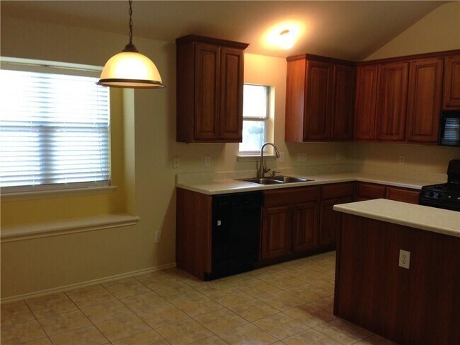 Foto del edificio - 104 N Treasure Oaks Dr