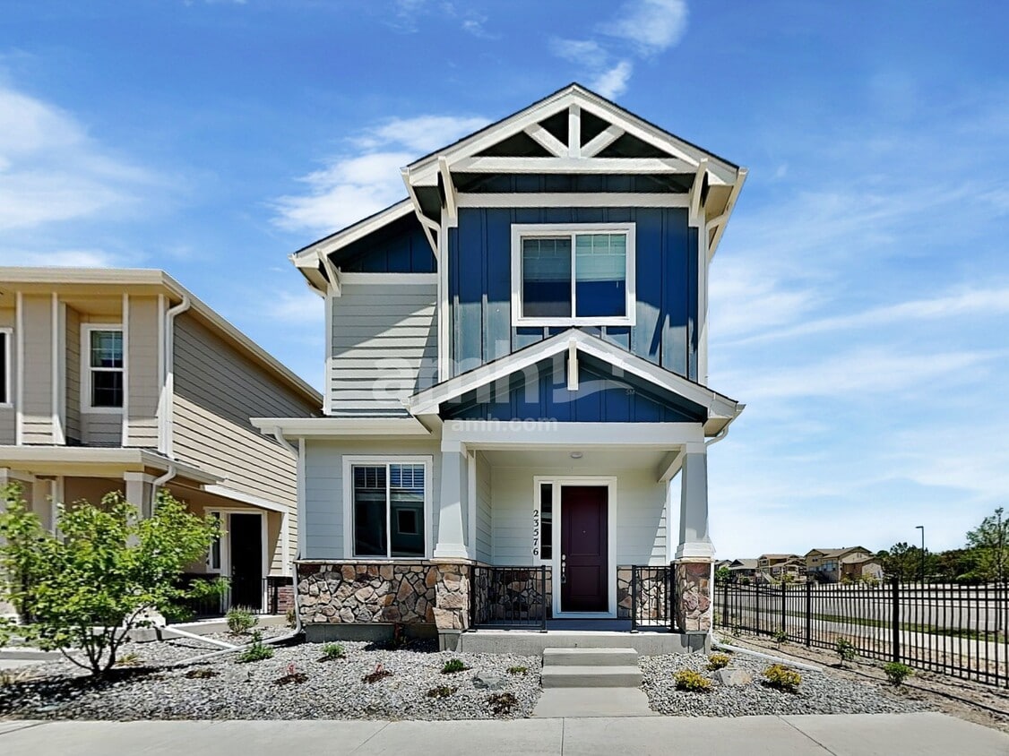 Foto principal - 23576 E 2nd Pl