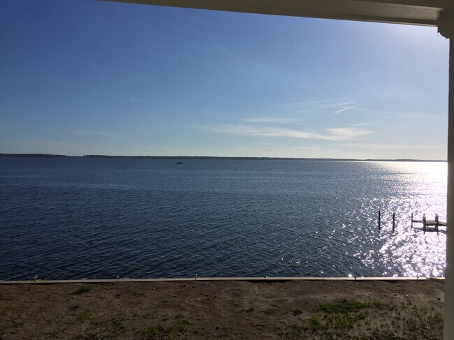 Foto del edificio - 1129 Bennett Rd