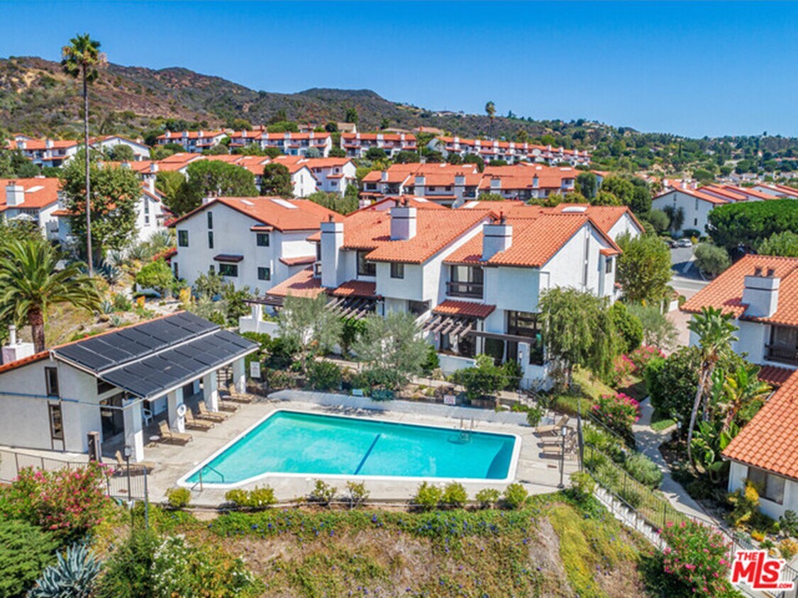 1643 Michael Ln, Pacific Palisades, CA 90272 Townhouse for Rent in