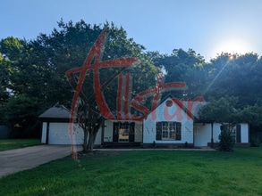 Building Photo - 7400 Pintail Dr