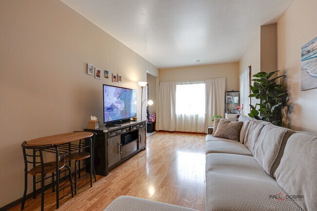 Foto del edificio - 47 Prairie Ave
