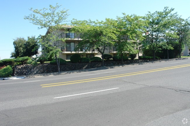 Building Photo - Railhead Apartments