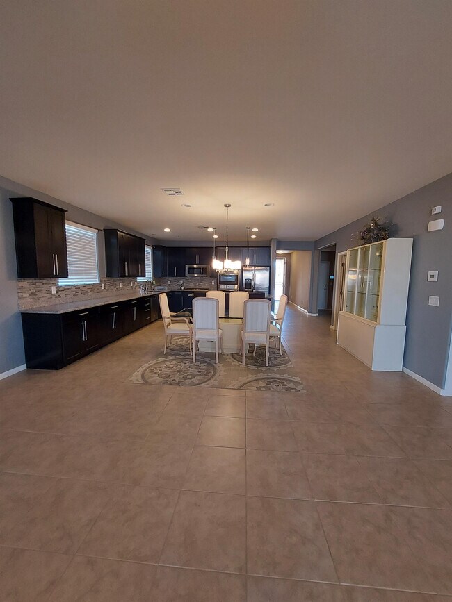 Building Photo - 2512 Splendid Manor Ct