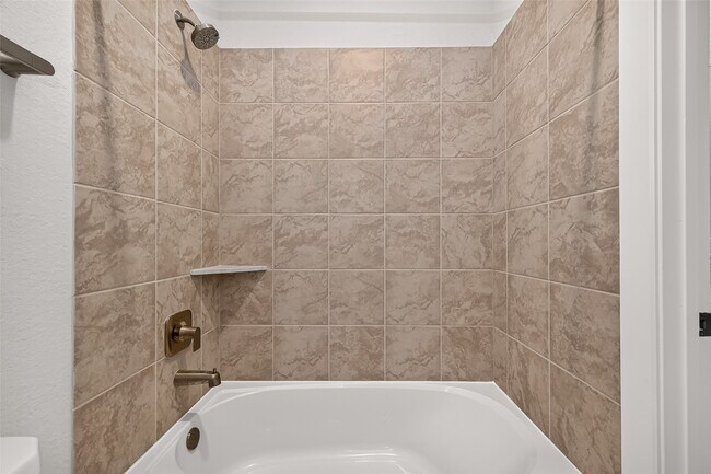 Foto del edificio - 21231 Aristad Ln