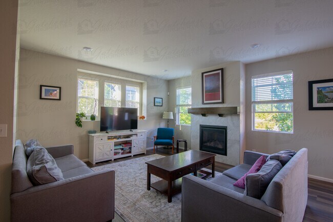 Photo - 10294 E 59th Ave House