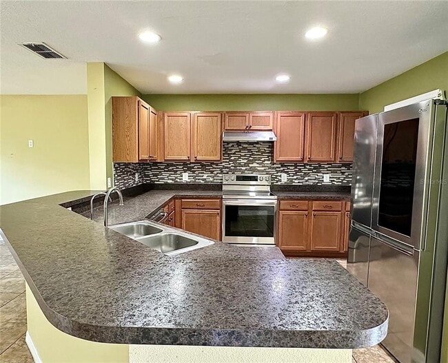 Building Photo - 2581 Aventurine St