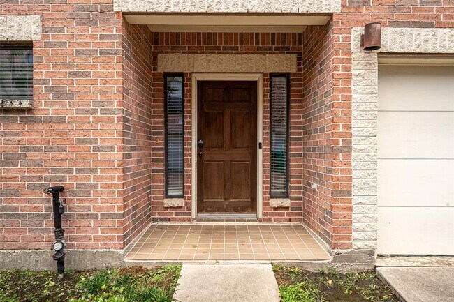 Building Photo - 3417 Rolgom Pl Ct