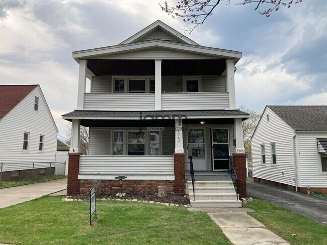 Foto del edificio - 4364 Fulton Rd
