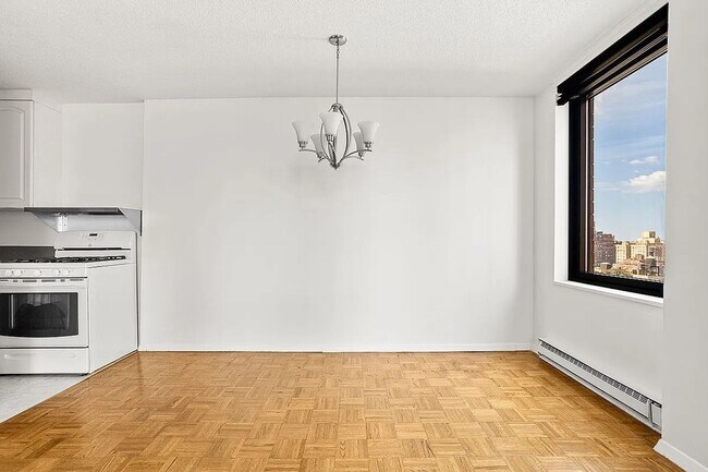 Building Photo - Luxury 1 Bedroom 1 Bathroom