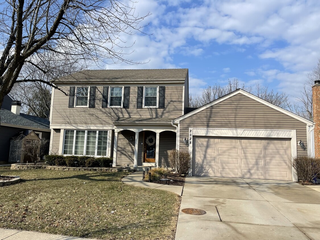 2128 Hitching Post Ln, Schaumburg, IL 60194 House Rental in