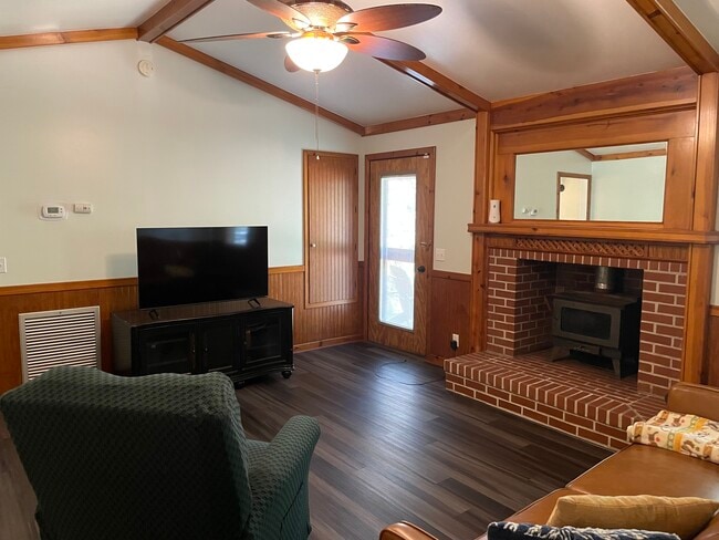 Sala de estar - 129 Hindman Ln