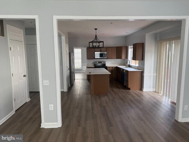 Foto del edificio - 3113 Eagles Nest Dr