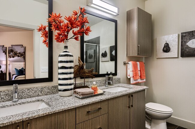 Photo - 1011 Studemont St Apartment