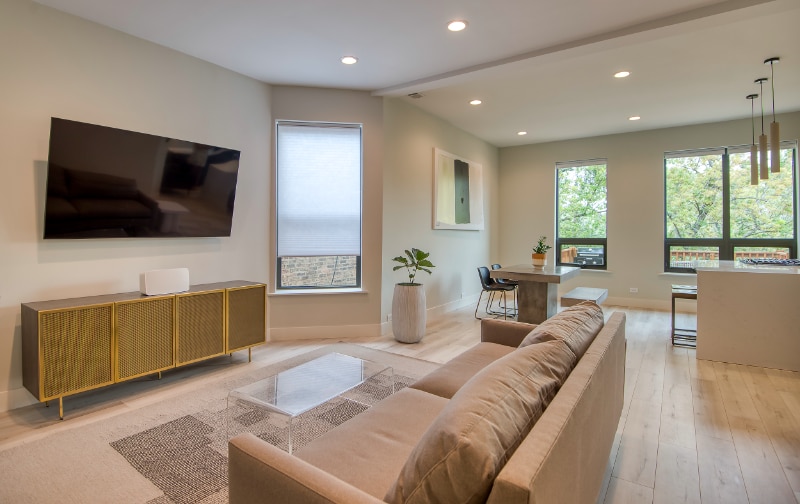 Foto principal - 4040 N Kenmore Ave
