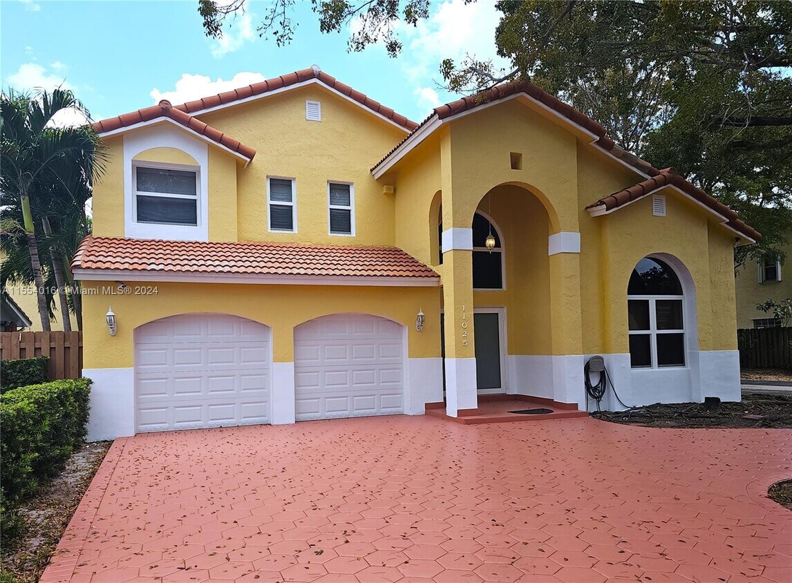 Primary Photo - 11025 SW 156th Pl