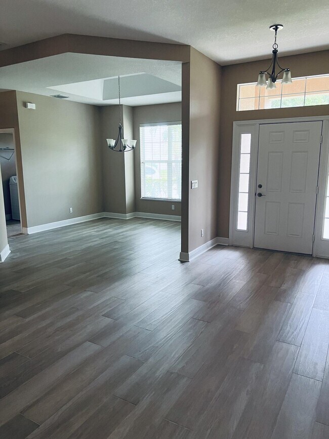 Foto del edificio - 624 SW Abode Ave