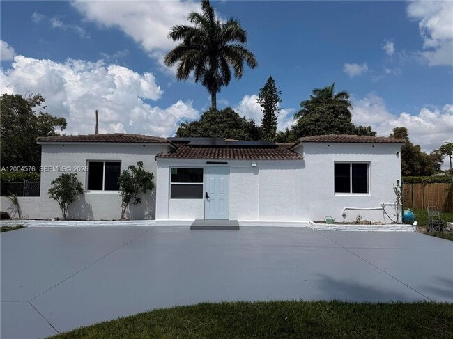 Building Photo - 14240 S Biscayne River Dr