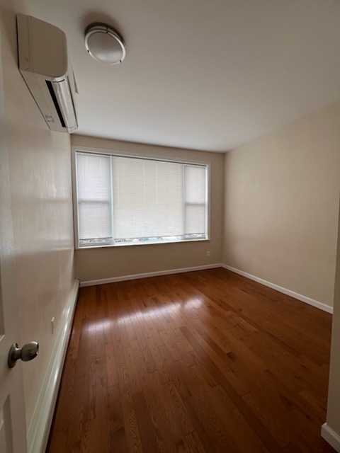 Foto del edificio - 8684 15th Ave