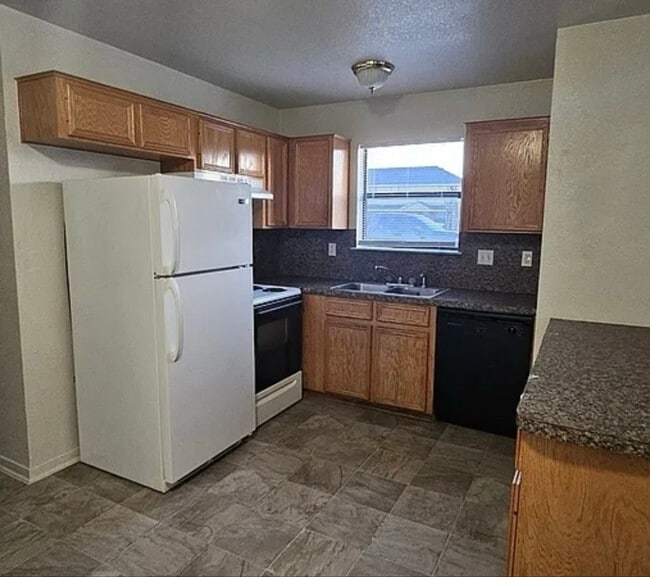 Foto del edificio - 1009 Lansberry Ct