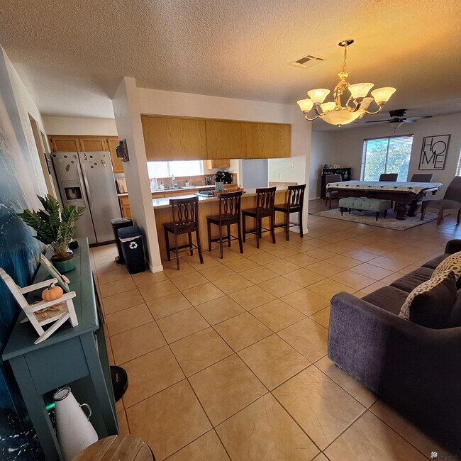 Foto del edificio - 2542 S 32nd Ave