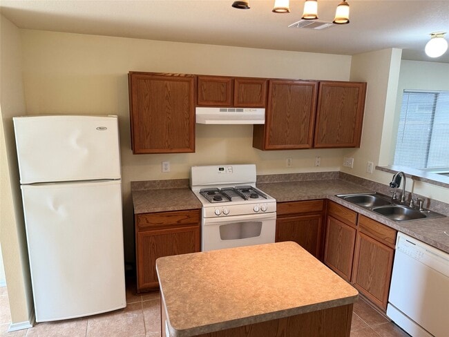 Foto del edificio - 1539 Nichole Woods Dr