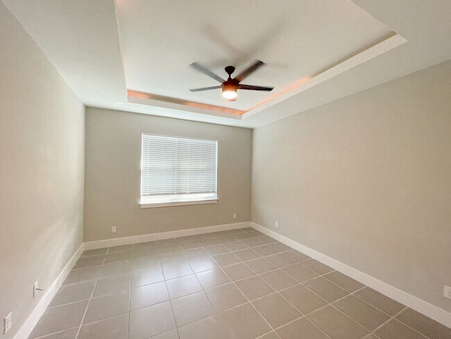 Foto del edificio - Impressive 3 Bedroom, 2 Bathroom Home in P...