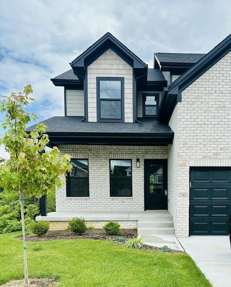 Building Photo - 540 Ryan Dr