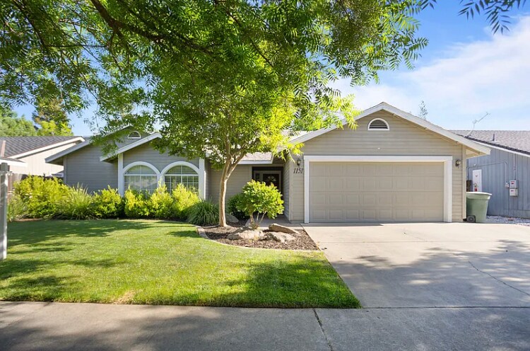 Foto principal - 1151 E Donna Dr