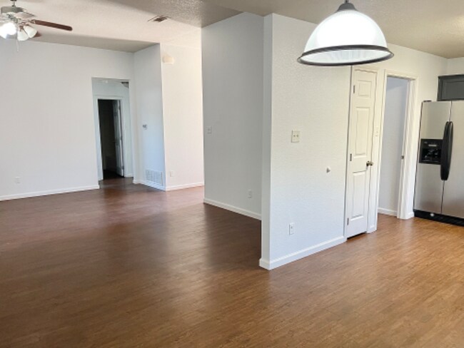 Building Photo - 3145 Lippizan St