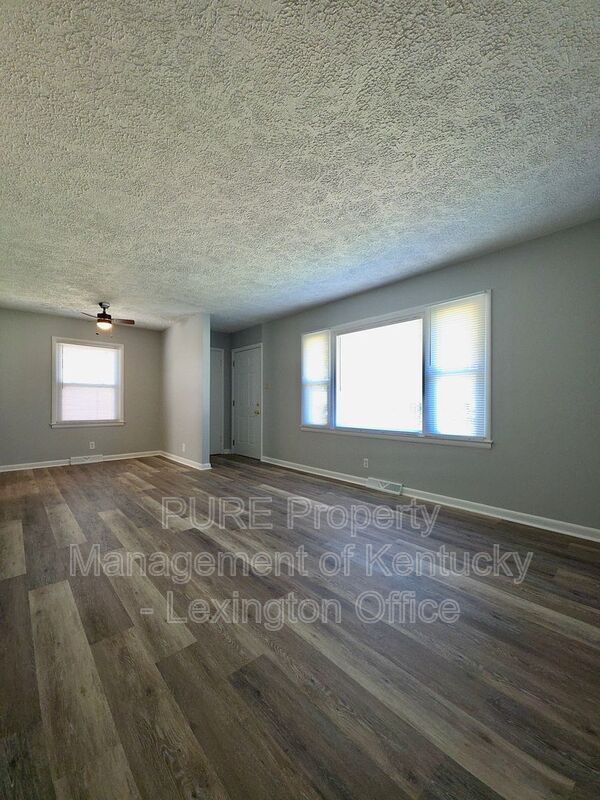 Foto del edificio - 220 Garrett Ave