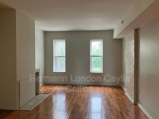 Building Photo - 1708 S Tucker Blvd
