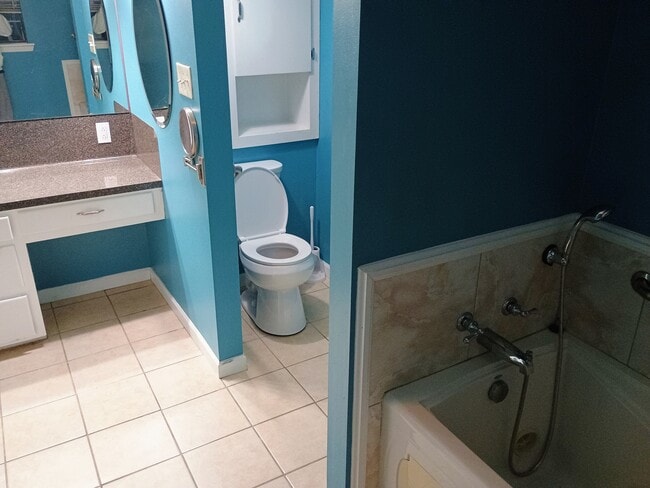 Bathroom 3 - 1620 Landry Dr