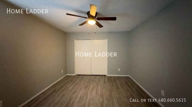 Foto del edificio - 3139 E Cicero St