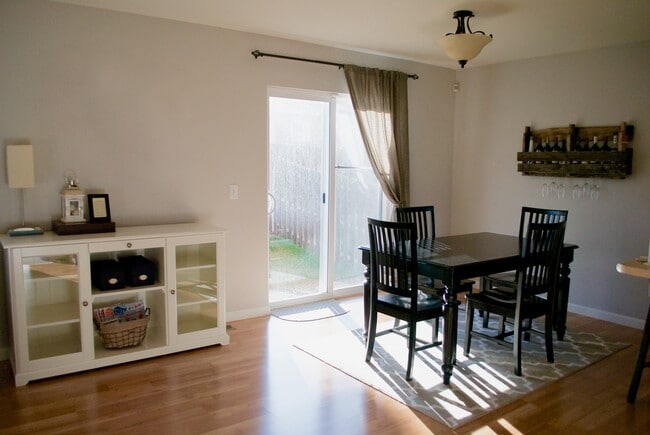 Building Photo - 14271 White Peak Dr