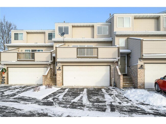 Building Photo - 14558 Cobalt Ave