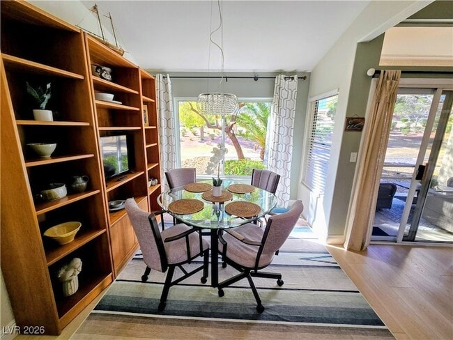 Building Photo - 10105 Hunter Springs Dr