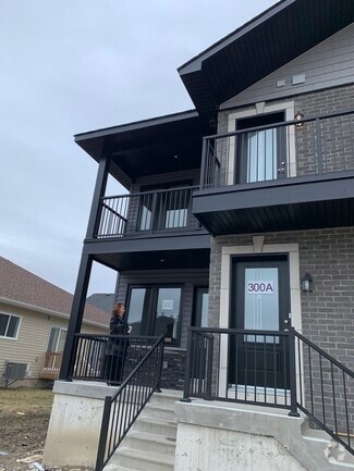 303 Kooiman Av