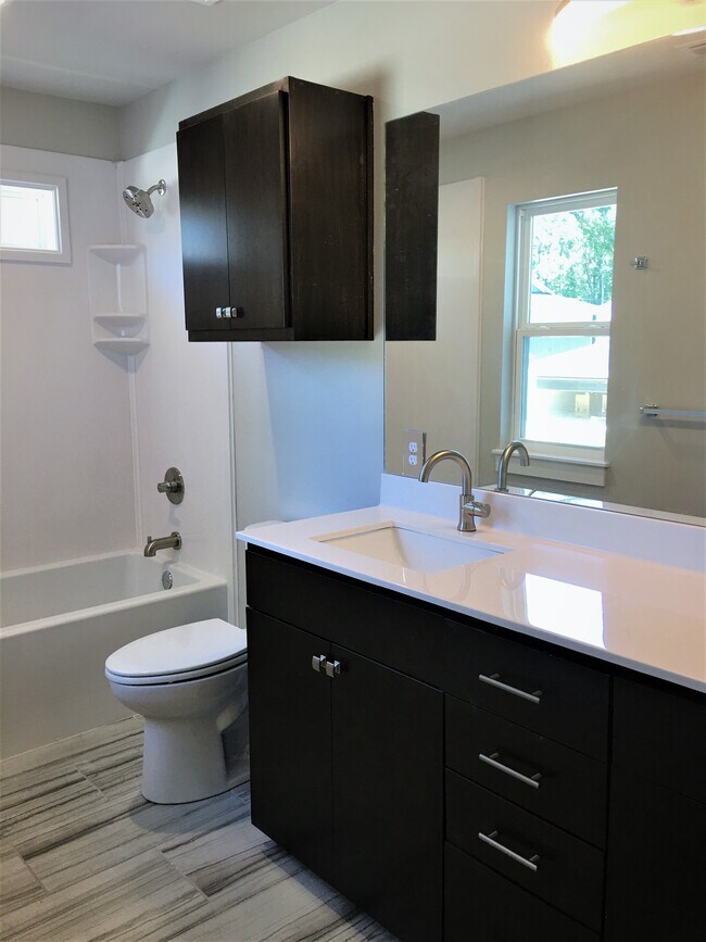 10661 Brothers Ln, Flint, TX 75762 Townhome Rentals in Flint TX