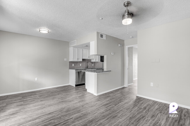 Building Photo - 130 Camino de Oro