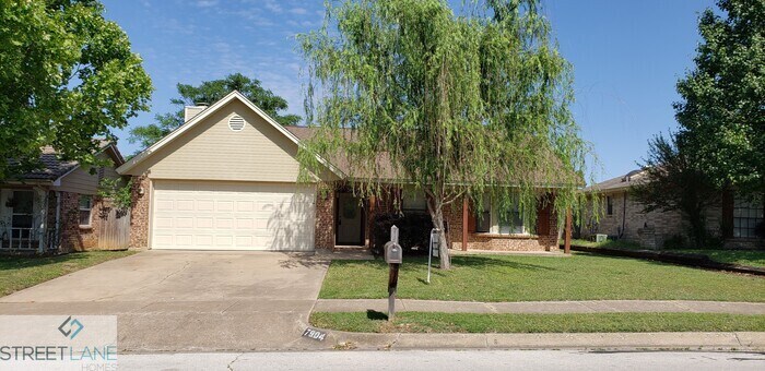 Primary Photo - Charming 3 Bedroom in Watauga!