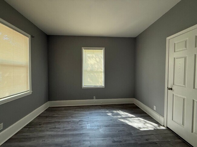 Building Photo - 3354 Spottswood Ave