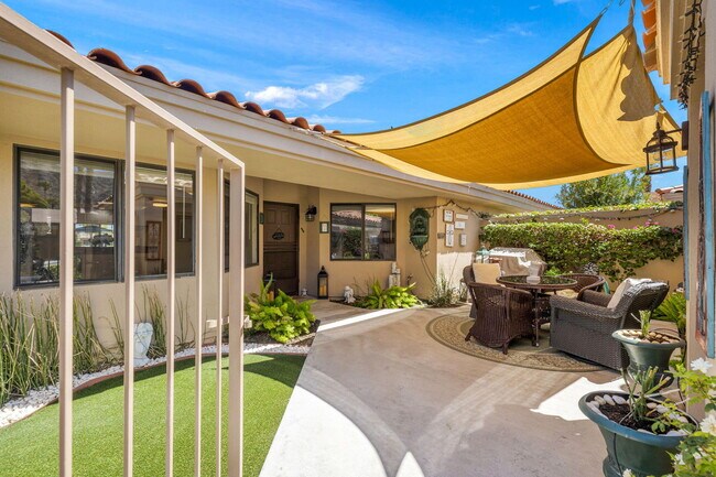 Foto del edificio - 54756 Shoal Creek